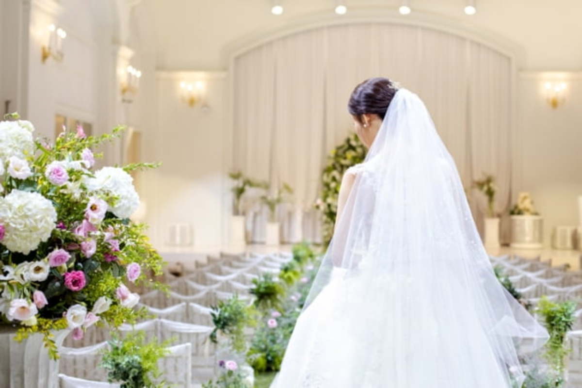 결혼식서 신부 외모 평가한 신랑 여사친…민폐 하객 안 되려면 | 한국경제